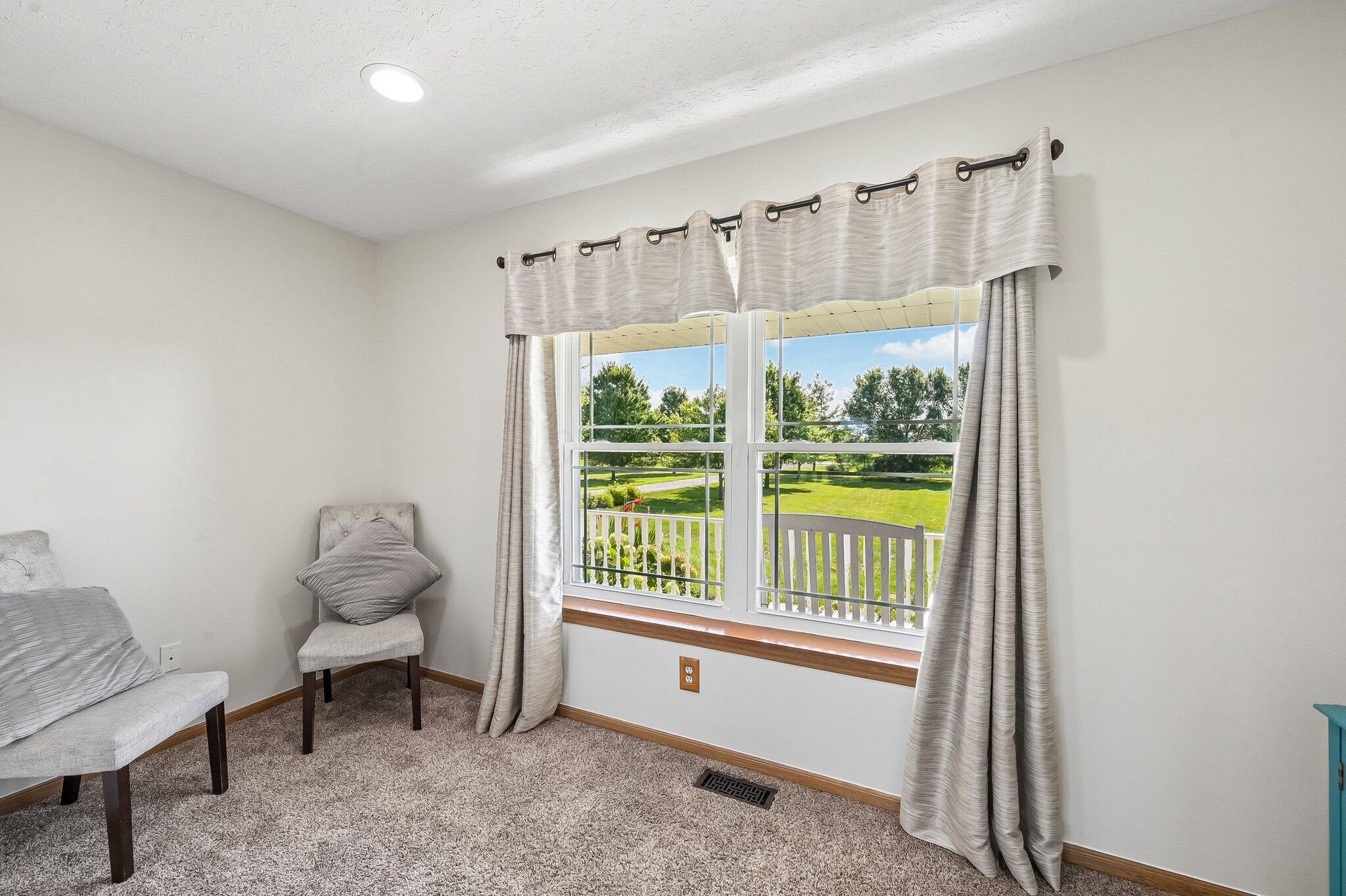 12417 Bulen-Pierce Road Lockbourne, OH 43137 - Photo 17 of 129 Den/Office