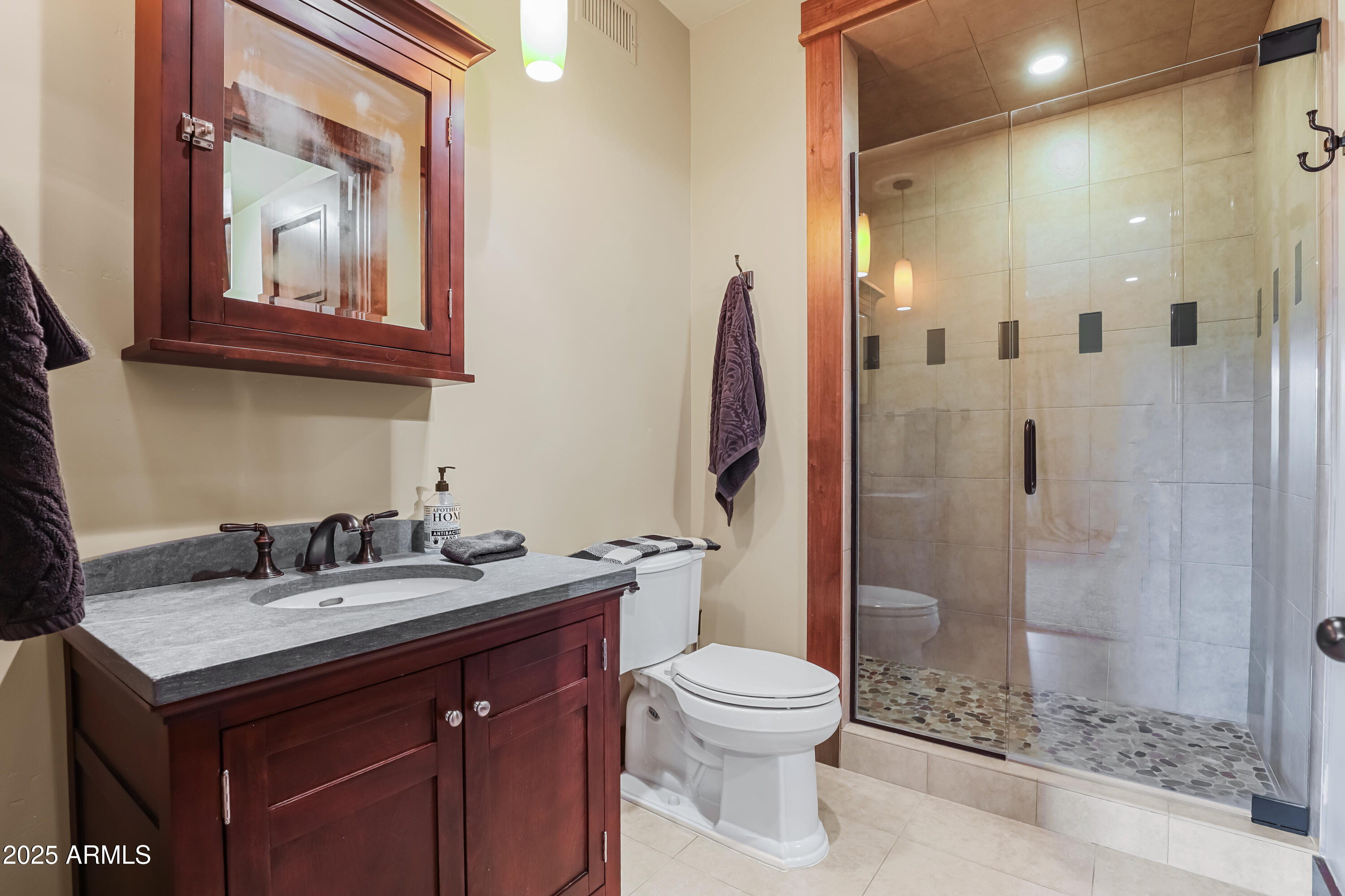 3003 East Arrow Point Payson, AZ 85541 - Photo 35 of 56 Lower Level Guest Bathroom