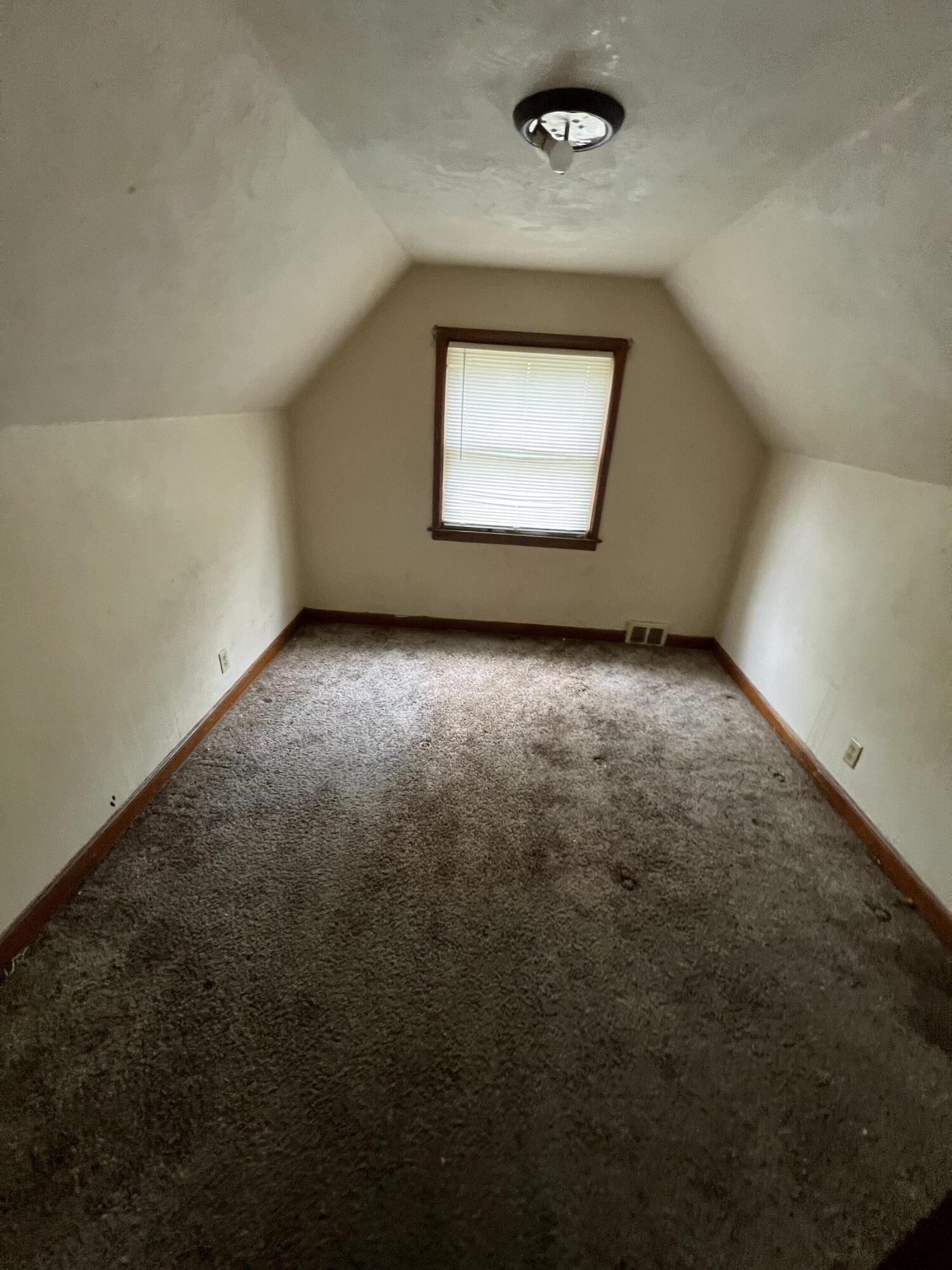 4147 North 39th Street Milwaukee, WI 53216 - Photo 17 of 32 walkthrough-photo-24
