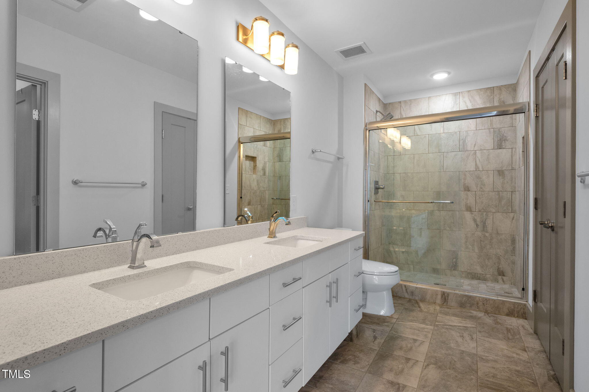 1300 St Marys Street, Unit 402 Raleigh, NC 27605 - Photo 13 of 33 27-web-or-mls-DX3A1452