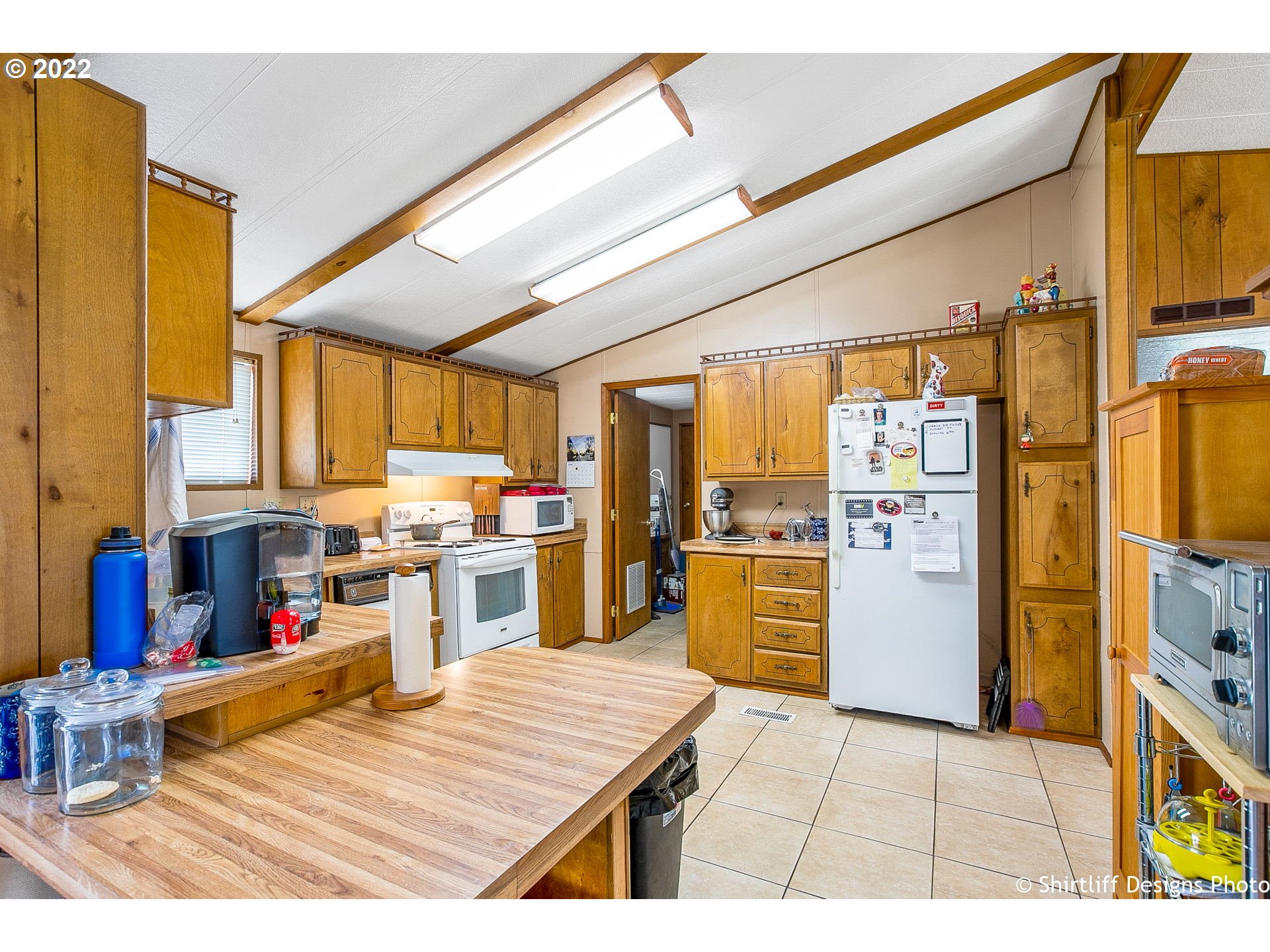 5221 Forsythia Street Springfield, OR 97478 - Photo 10 of 27 Gallery Image 10