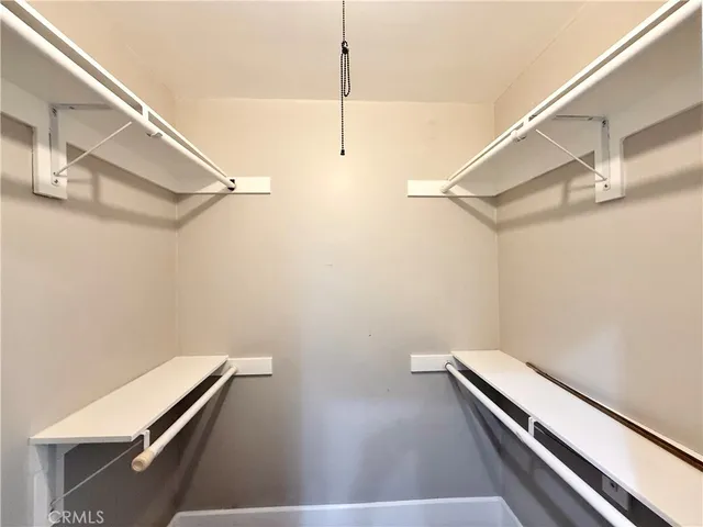 $8,900 | 24204 Calvert Street, Woodland Hills, CA 91367