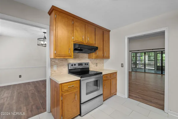 $2,100 | 618 Chelsea Drive, Sanford, NC 27332