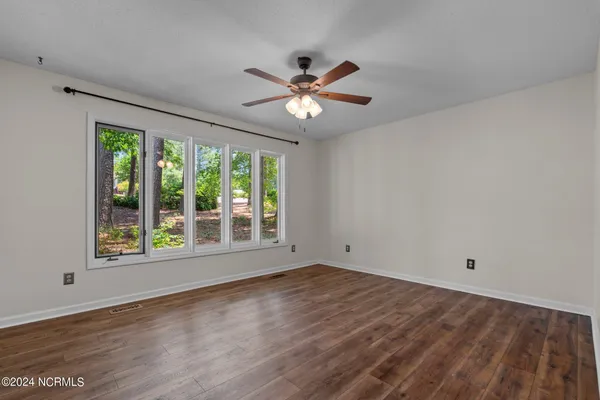 $2,100 | 618 Chelsea Drive, Sanford, NC 27332