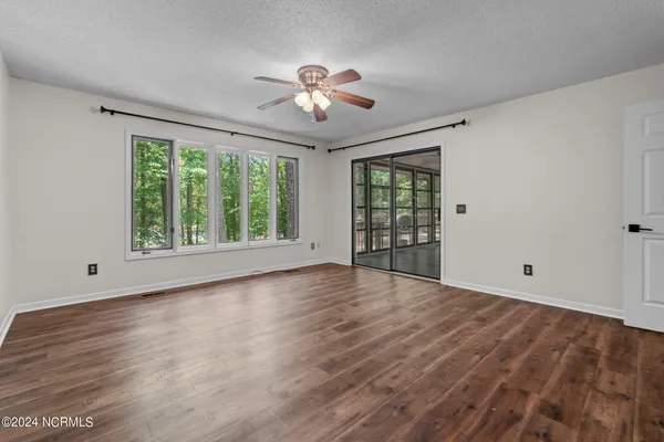 $2,100 | 618 Chelsea Drive, Sanford, NC 27332