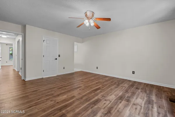 $2,100 | 618 Chelsea Drive, Sanford, NC 27332