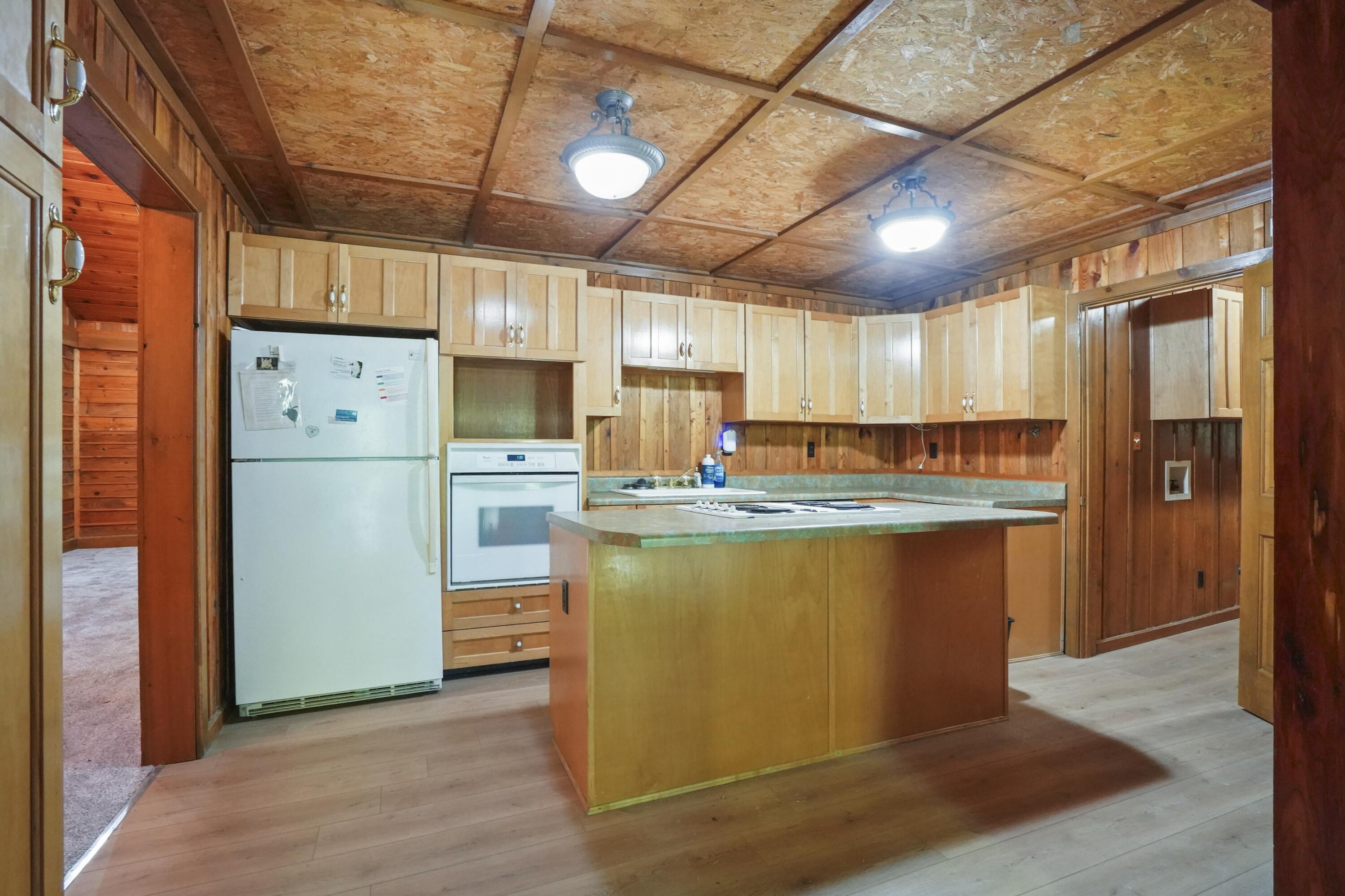2468 Mill Springs Road Nancy, KY 42544 - Photo 11 of 35 Kitchen