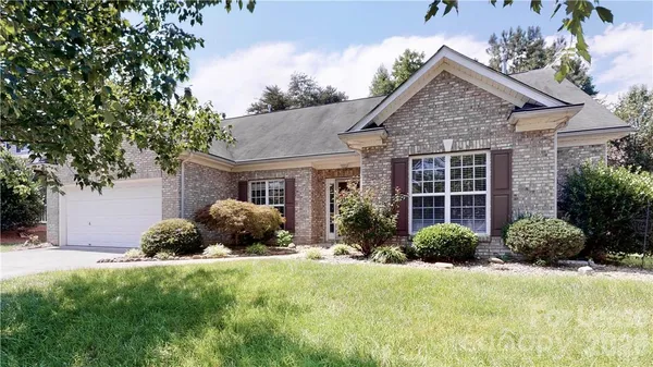 $2,395 | 8321 Suttonview Drive, Charlotte, NC 28269