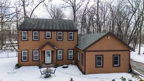 $779,900 | 13737 North Lake Shore Drive, Mequon, WI 53097