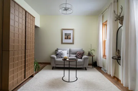 $779,900 | 13737 North Lake Shore Drive, Mequon, WI 53097