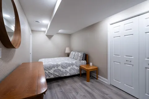 $779,900 | 13737 North Lake Shore Drive, Mequon, WI 53097