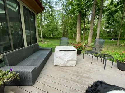 $779,900 | 13737 North Lake Shore Drive, Mequon, WI 53097