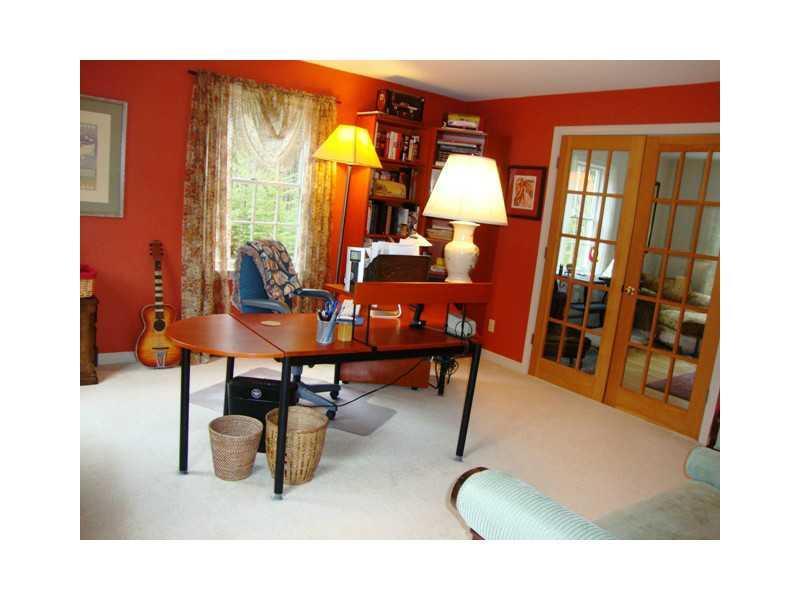 65 Middle Bay Road Brunswick, ME 04011 - Photo 17 of 22 Living Room.