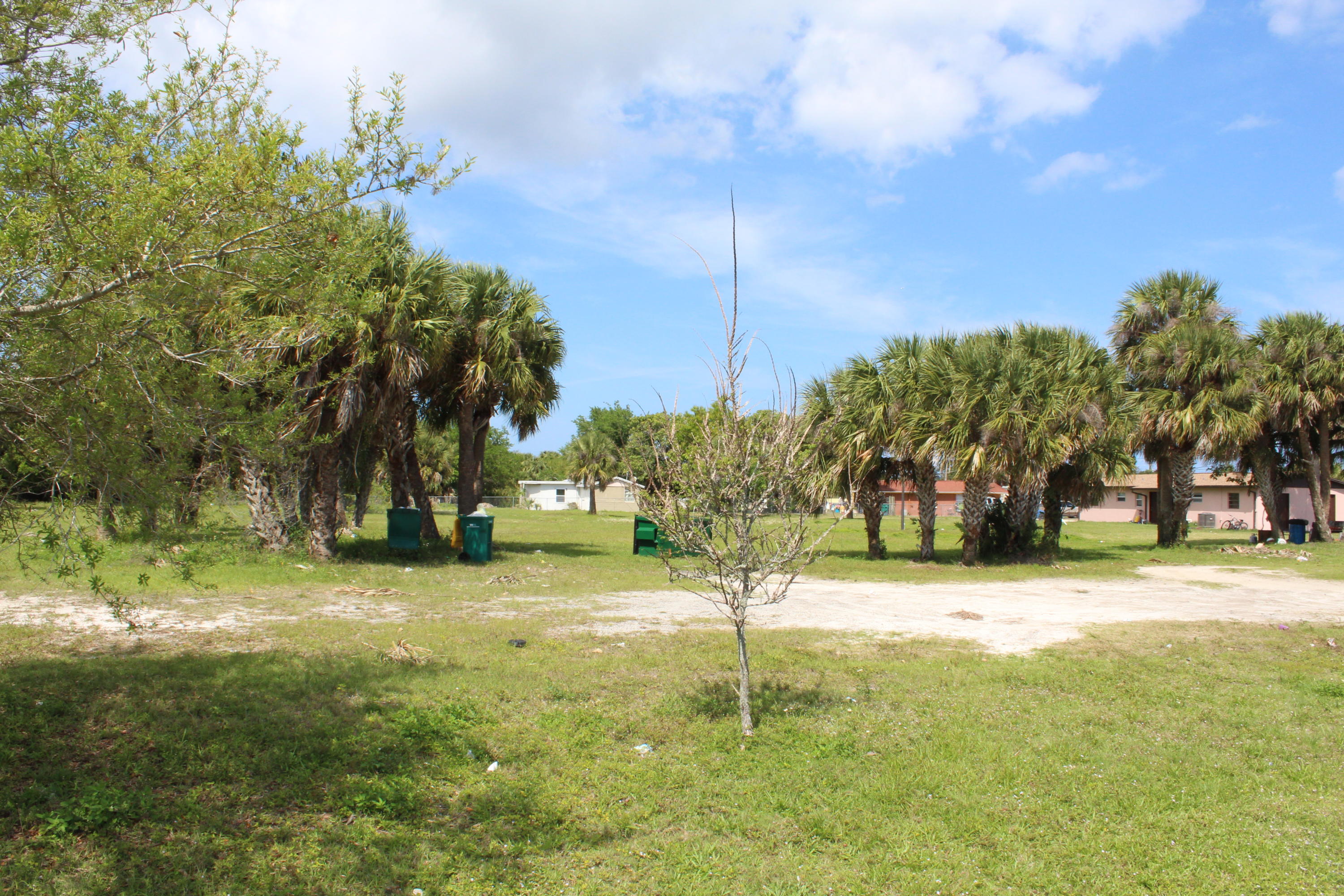 2932 Lipscomb Street Melbourne, FL 32901 - Photo 25 of 43 IMG_1374