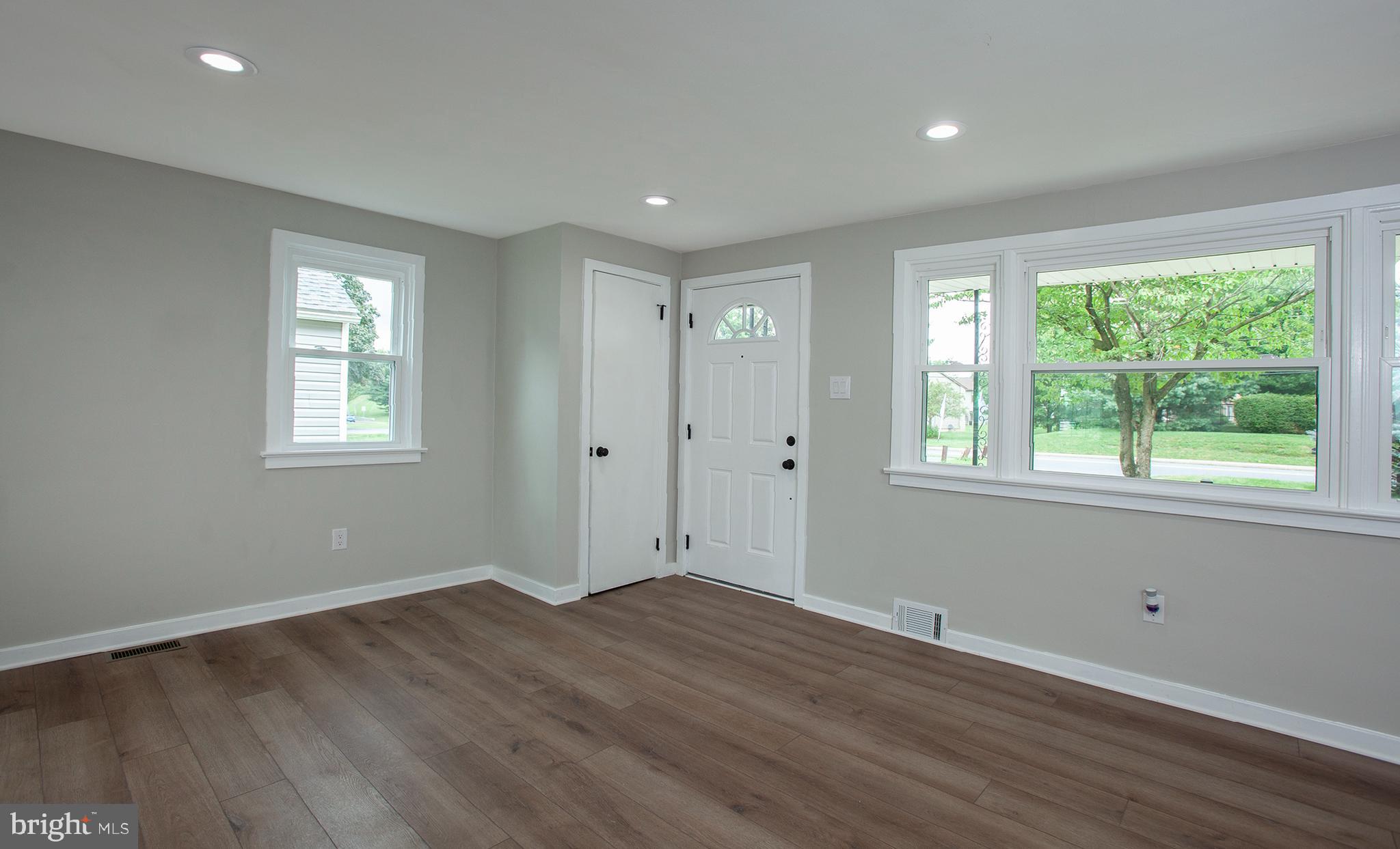 413 Rutherford Road Harrisburg, PA 17109 - Photo 14 of 49 Gallery Image 14