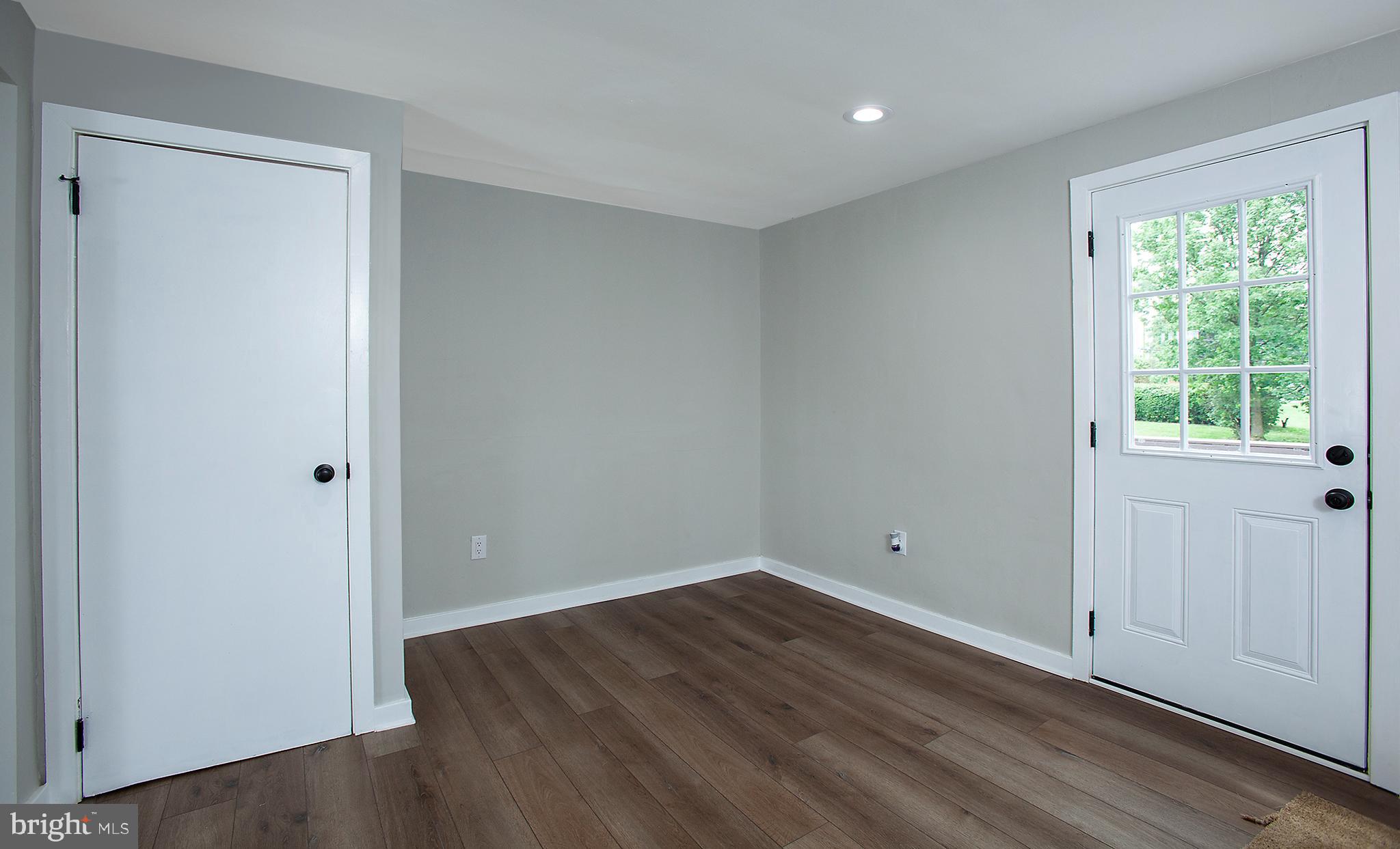 413 Rutherford Road Harrisburg, PA 17109 - Photo 9 of 49 Gallery Image 9