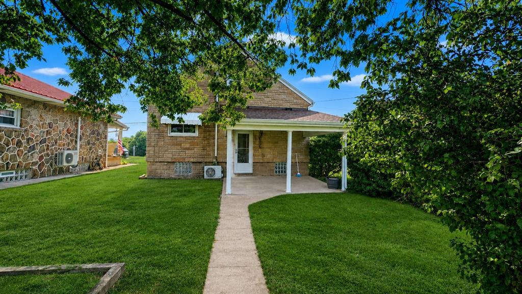 1006 Poe Street Vandergrift, PA 15690 - Photo 16 of 17