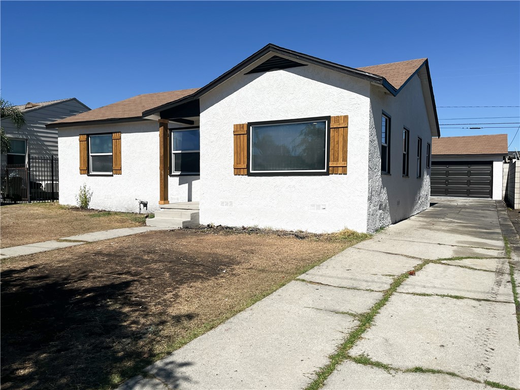 961 West Laurel Street Compton, CA 90220 - Photo 2 of 26