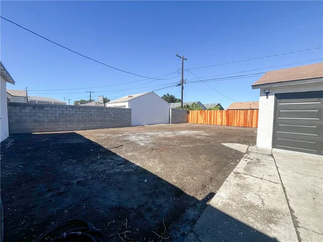 $705,000 | 961 West Laurel Street, Compton, CA 90220
