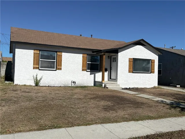 $705,000 | 961 West Laurel Street, Compton, CA 90220
