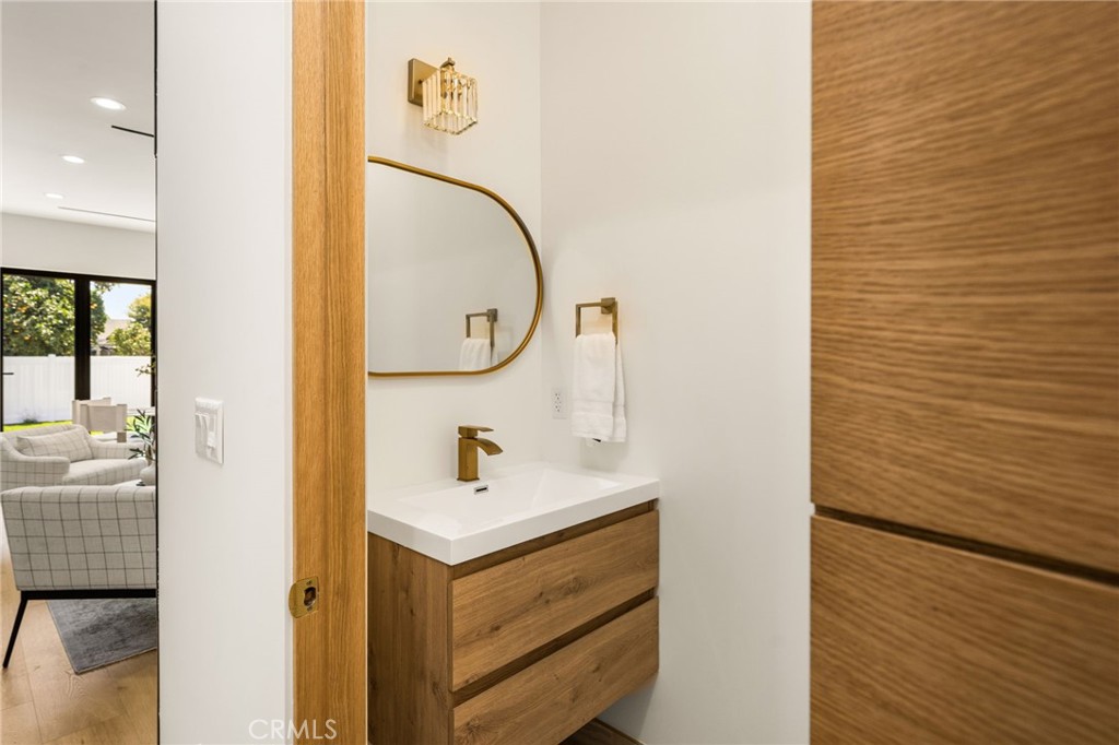 2124 Rutgers Avenue Long Beach, CA 90815 - Photo 57 of 65 Gallery Image 57