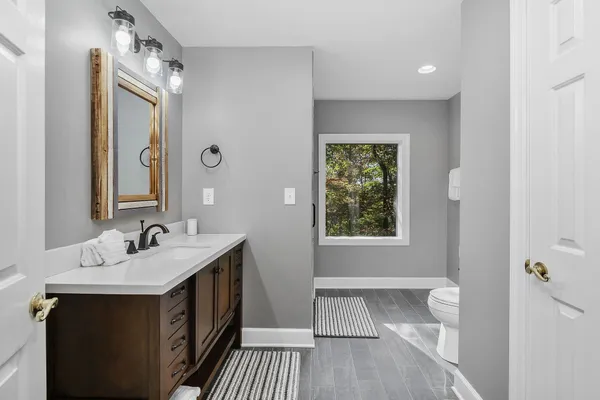 $869,000 | 1824 Puckett Point Road, Smithville, TN 37166