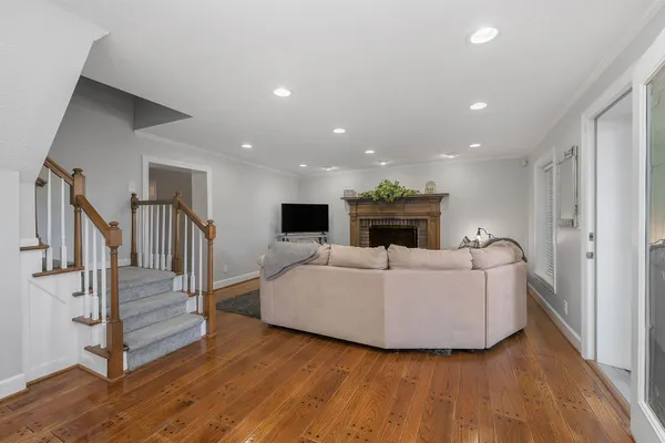 $869,000 | 1824 Puckett Point Road, Smithville, TN 37166