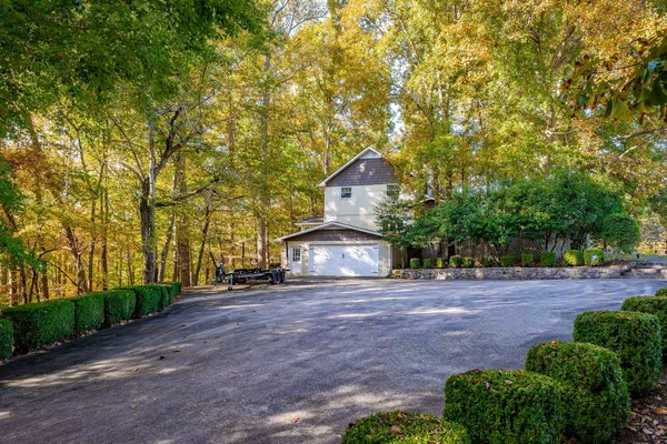 $869,000 | 1824 Puckett Point Road, Smithville, TN 37166