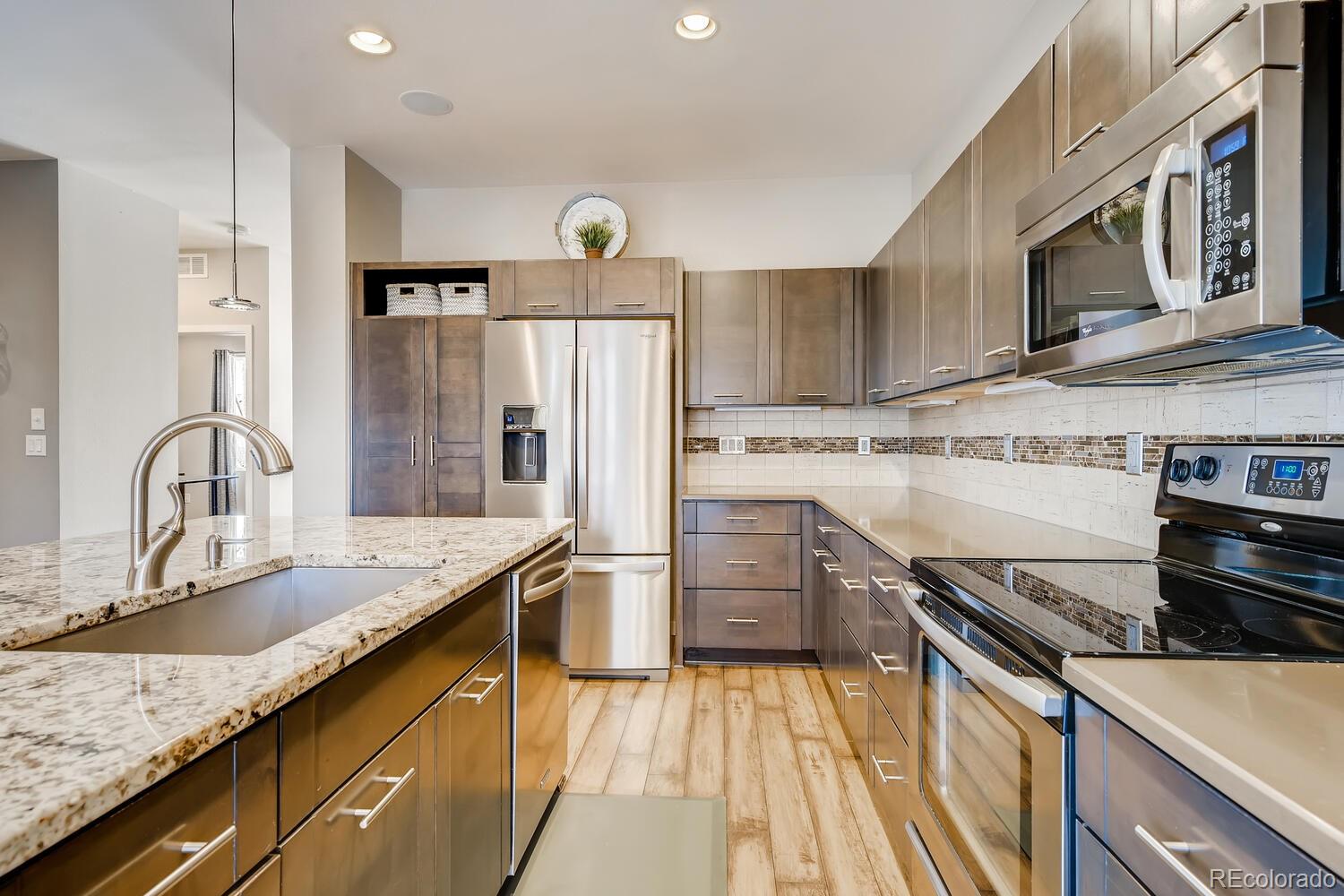 3366 Cranston Circle Highlands Ranch, CO 80126 - Photo 13 of 40