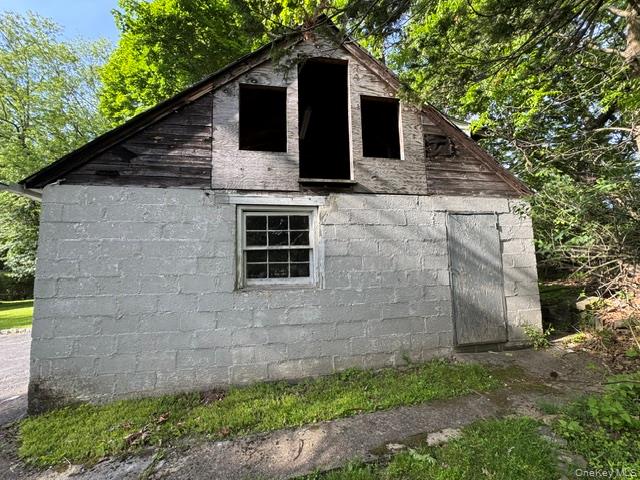 74 South Airmont Road Suffern, NY 10901 - Photo 37 of 42