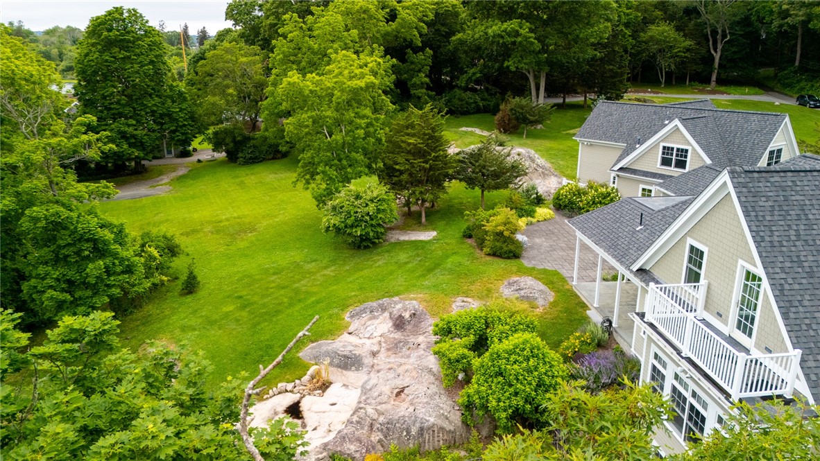 583 Highland Road Tiverton, RI 02878 - Photo 42 of 45