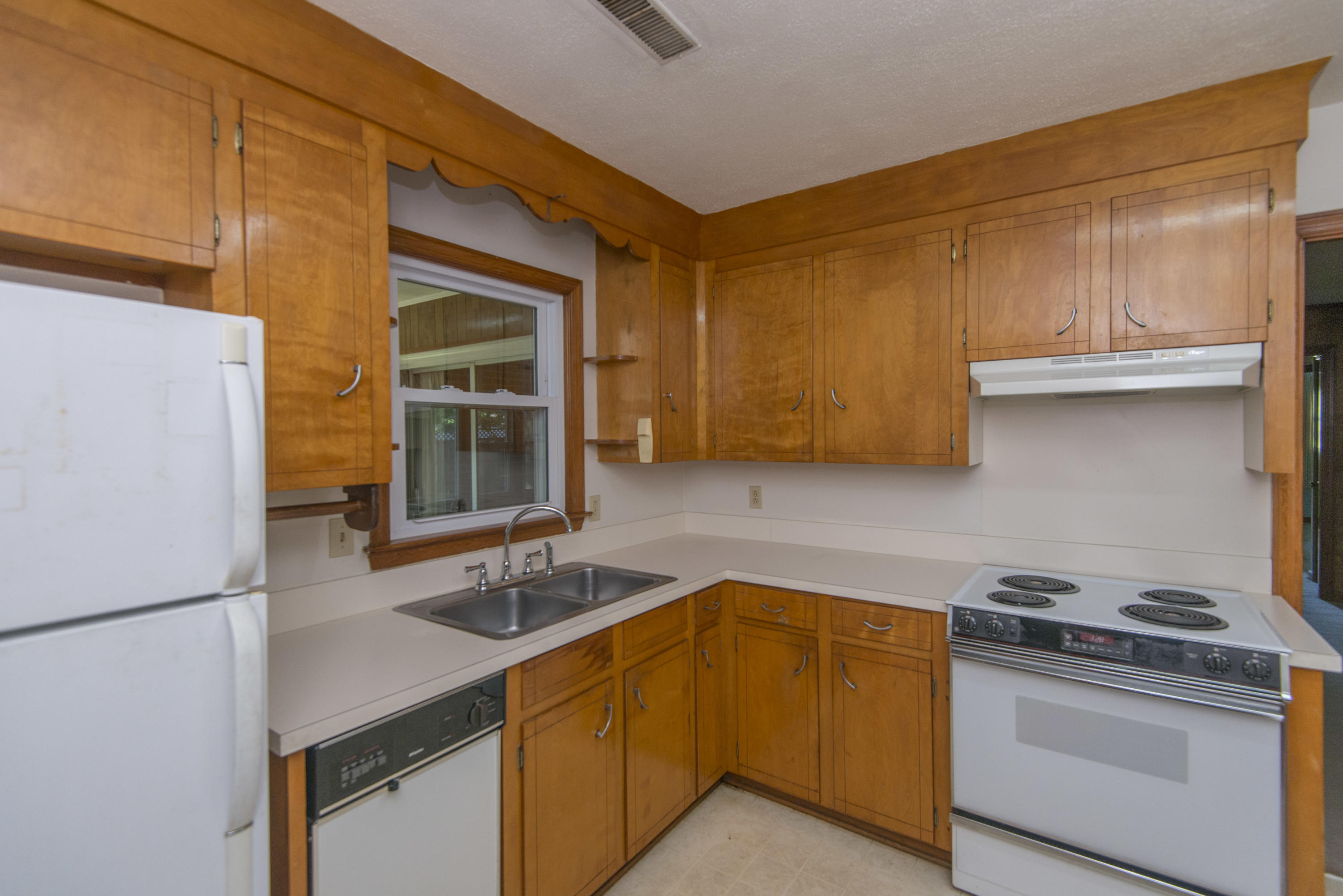 1538 Dunnes Lane Charleston, SC 29407 - Photo 16 of 37 _DSC1871