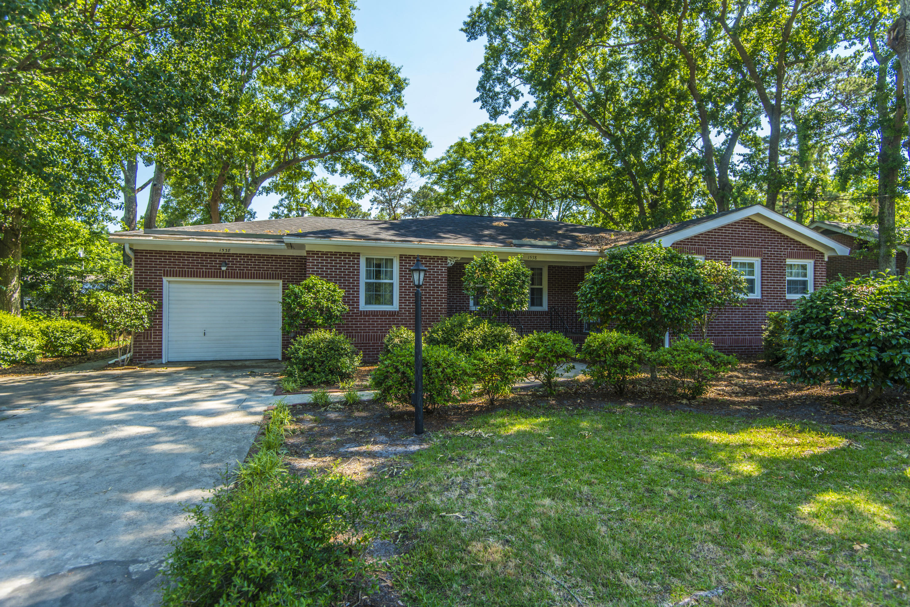 1538 Dunnes Lane Charleston, SC 29407 - Photo 3 of 37 _DSC1854