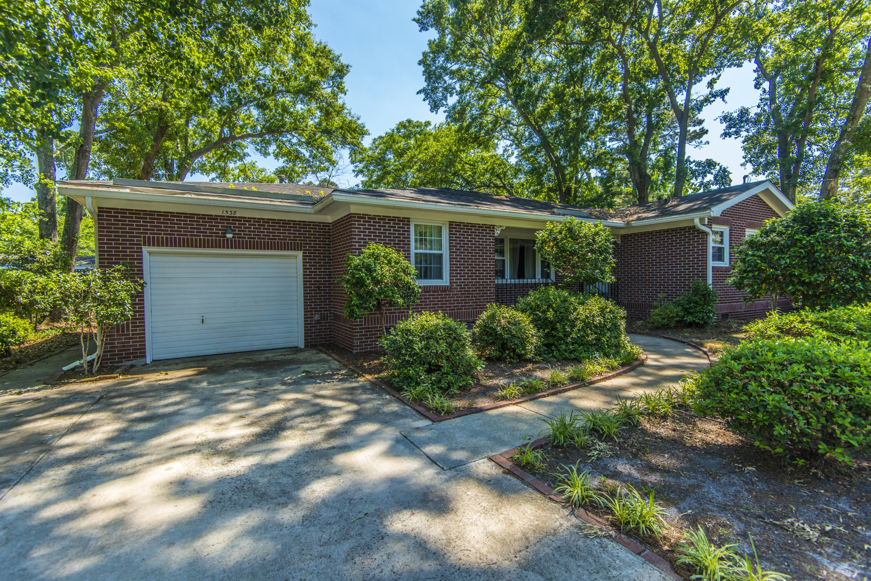 1538 Dunnes Lane Charleston, SC 29407 - Photo 4 of 37 _DSC1856