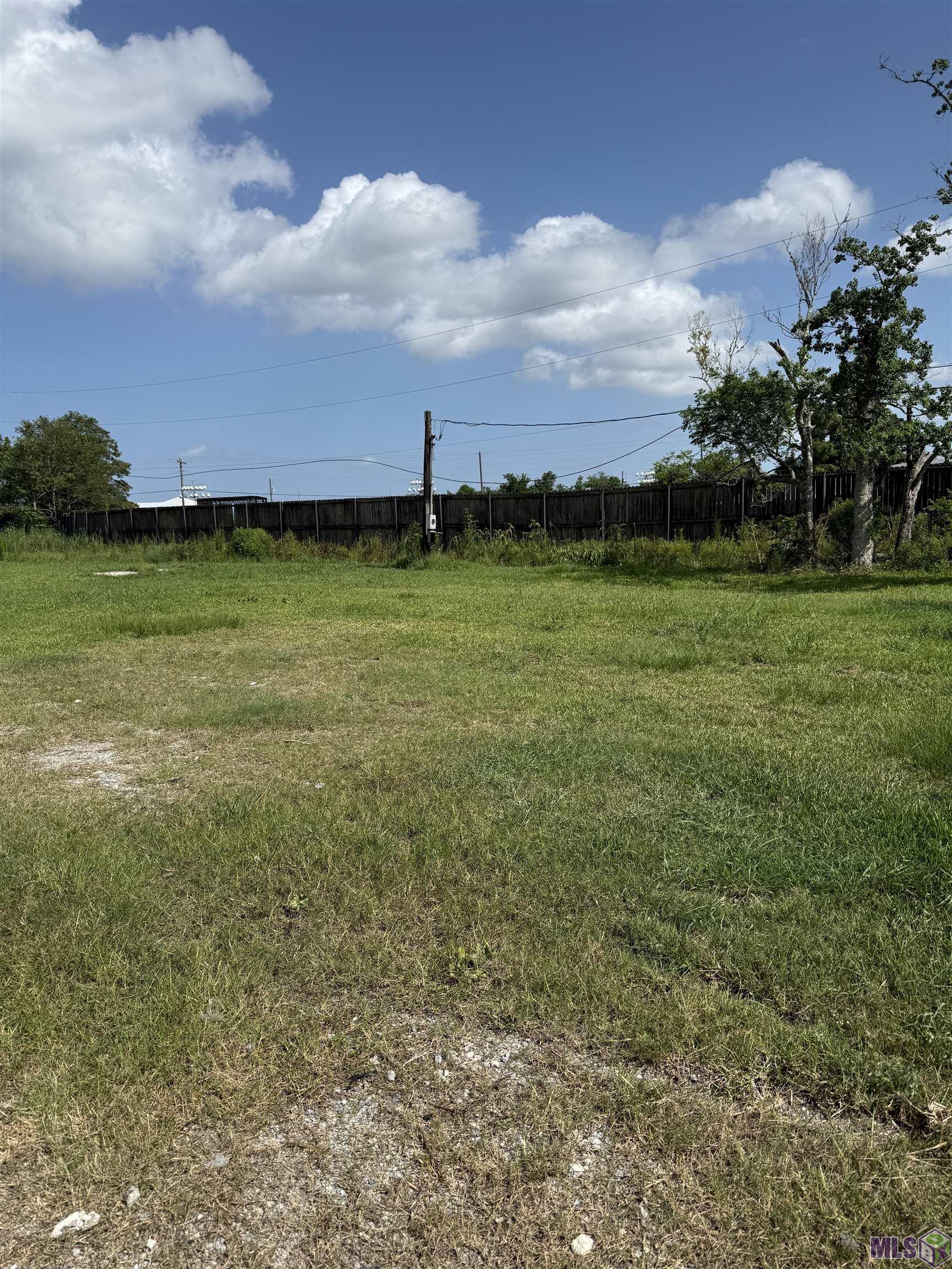 1557 Dr Beatrous Road Theriot, LA 70397 - Photo 5 of 5