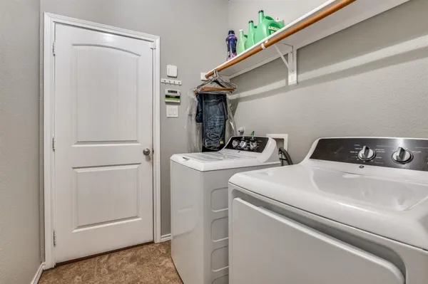 $2,500 | 5109 Glen Meadow Drive, Arlington, TX 76001