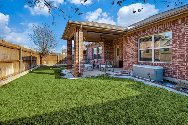 $2,500 | 5109 Glen Meadow Drive, Arlington, TX 76001