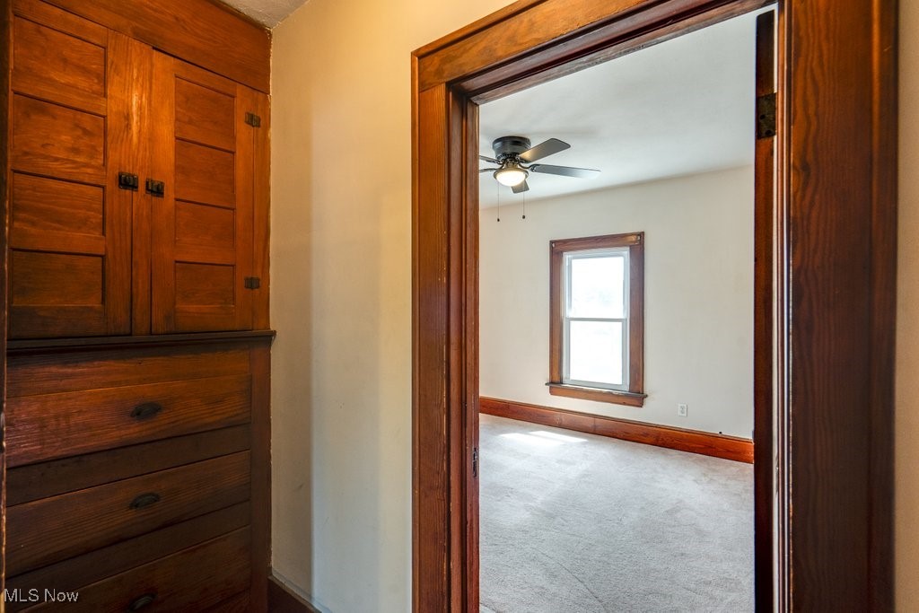 516 Floyd Street Akron, OH 44310 - Photo 19 of 50 Hallway with carpet and baseboards
