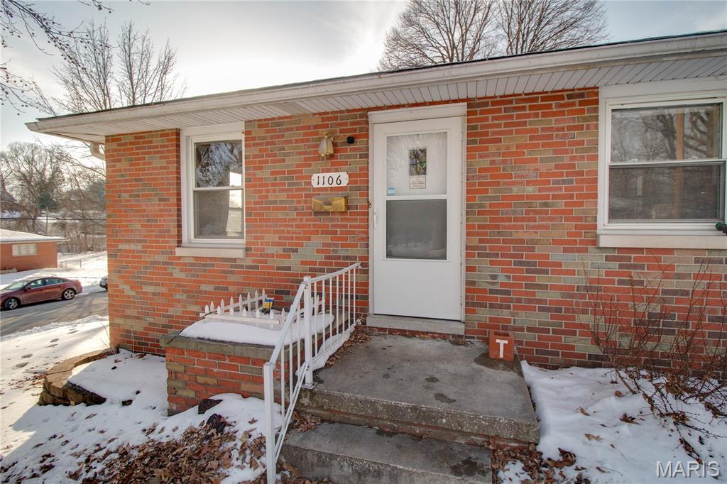 1106 Beaumont Street Alton, IL 62002 - Photo 4 of 28