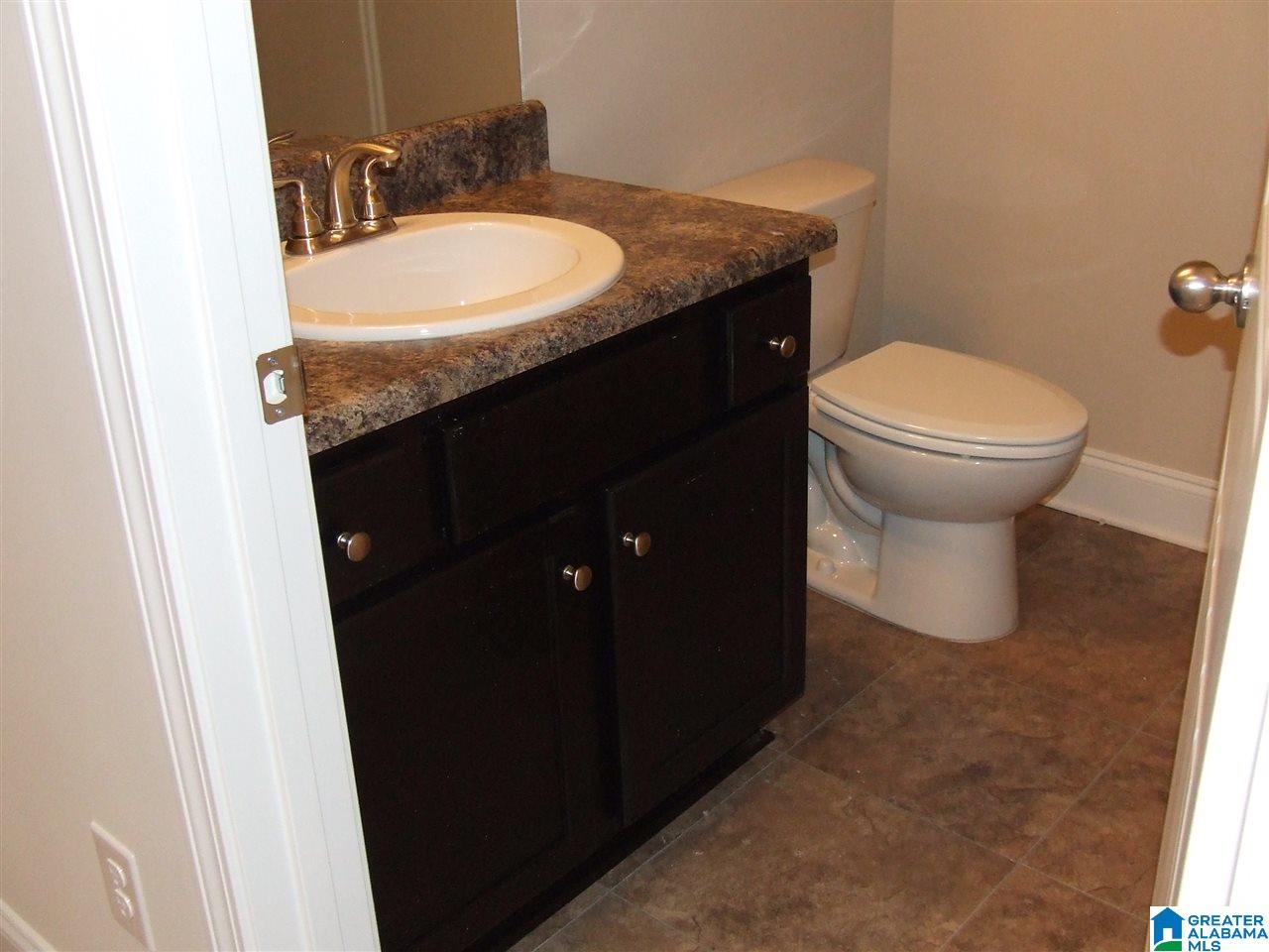 348 Vincent Street Alabaster, AL 35007 - Photo 12 of 34