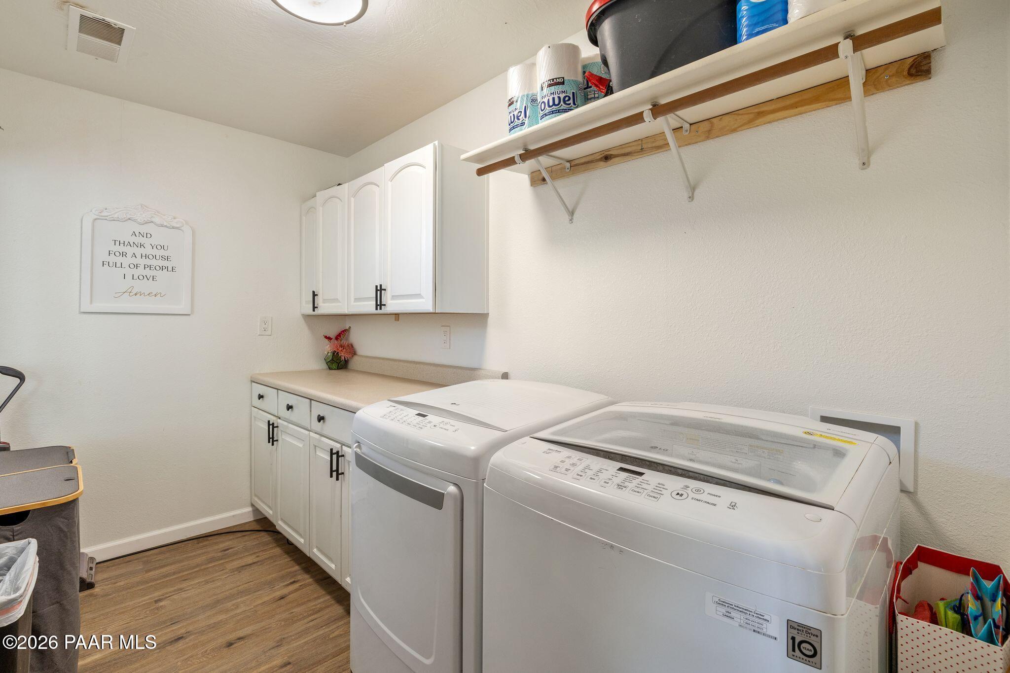 283 North Reed Road Chino Valley, AZ 86323 - Photo 29 of 66 27 Laundry