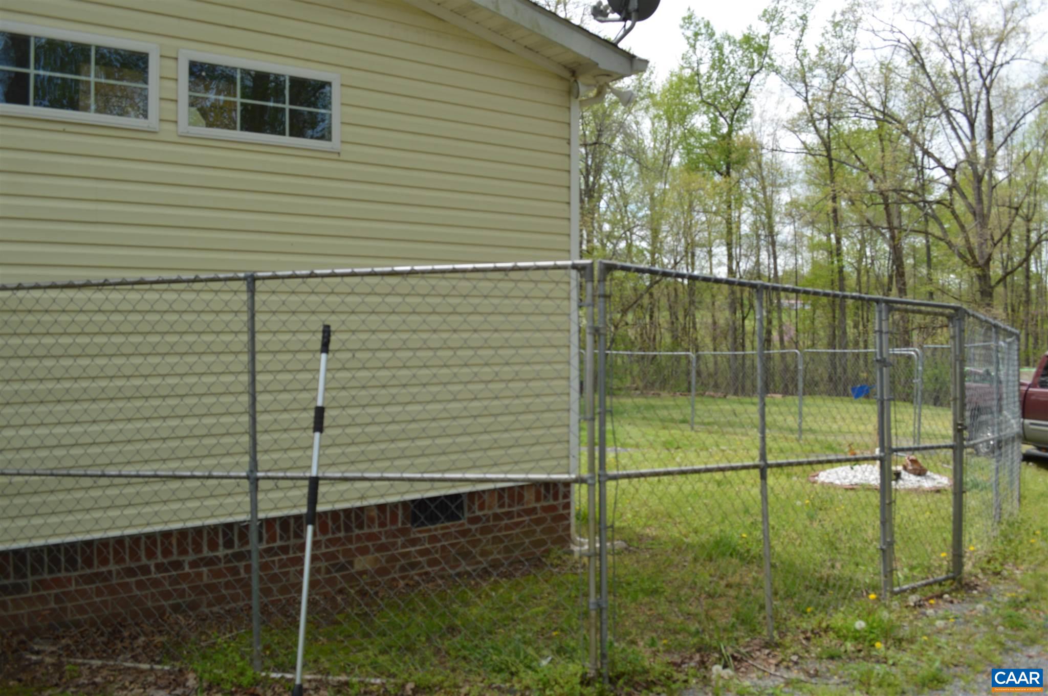 1280 Bell Road Dillwyn, VA 23936 - Photo 3 of 6 a view of outdoor space and yard