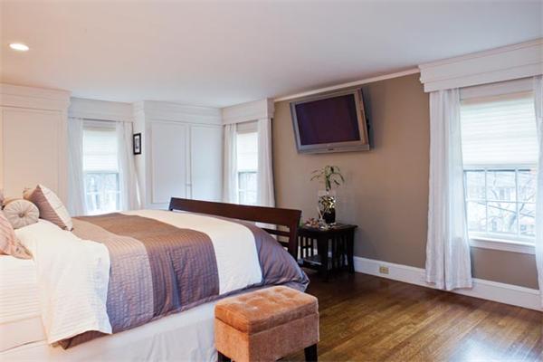 34 Wolcott Road Brookline, MA 02467 - Photo 8 of 8