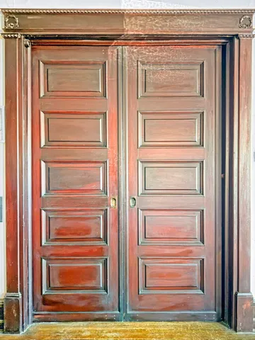 a close view of a fireplace in a room