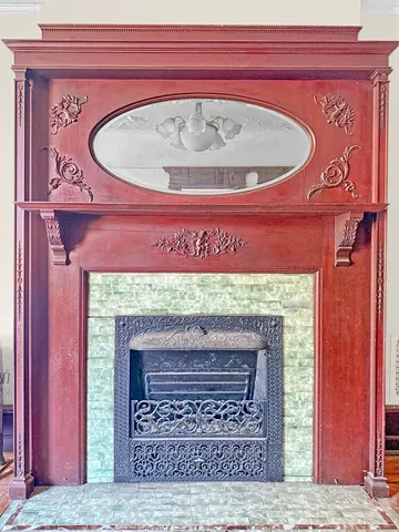 a view of walk in closet