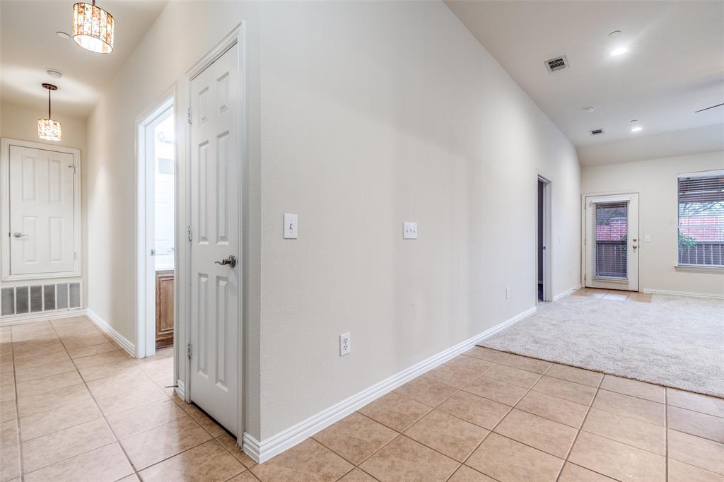 2836 Fordham Road Plano, TX 75025 - Photo 16 of 34