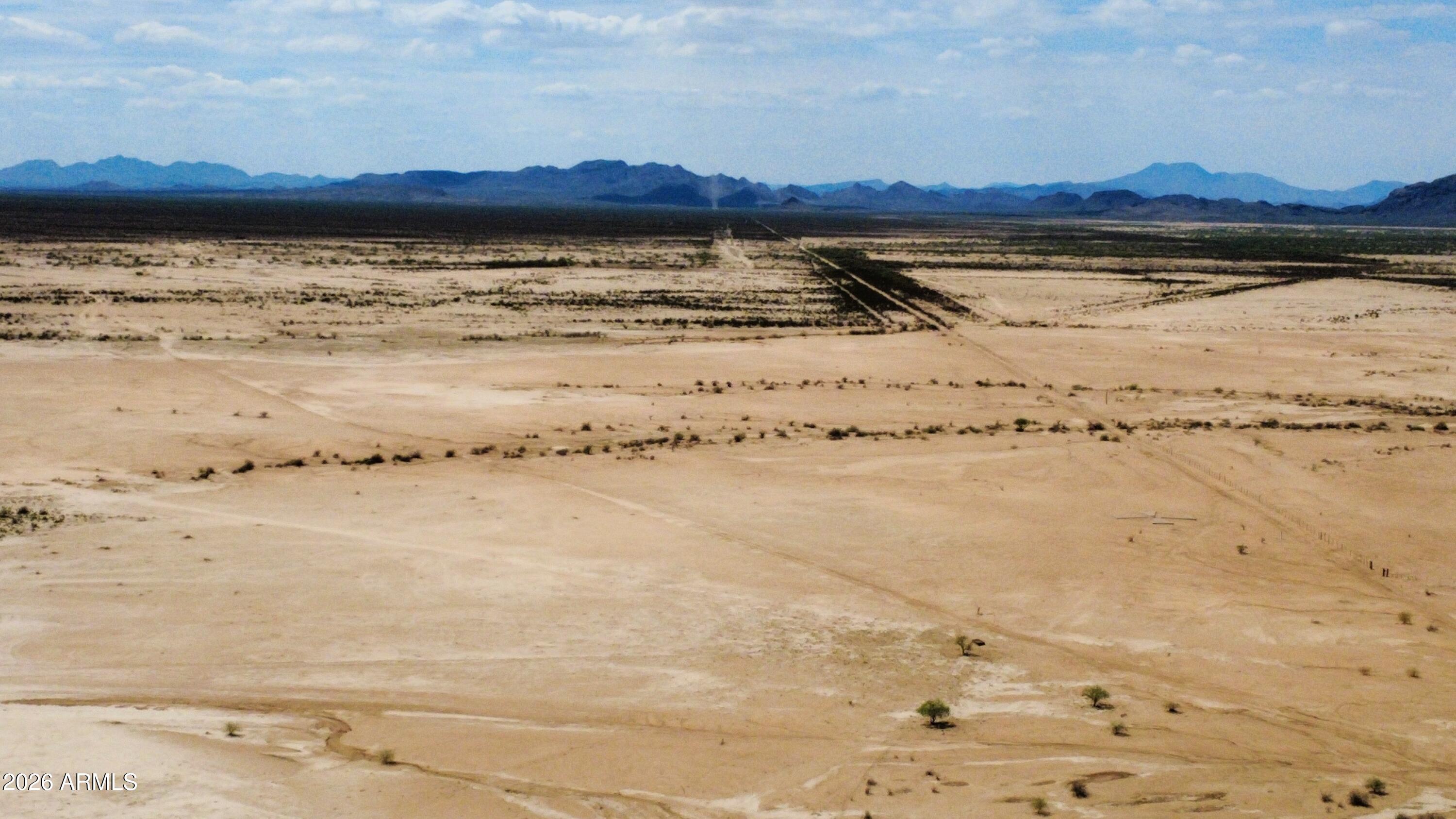2 West Harmon Road Eloy, AZ 85131 - Photo 5 of 7 a view of an ocean beach