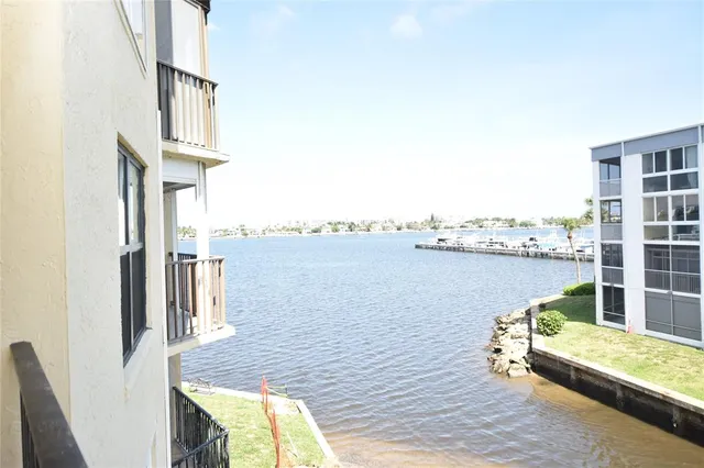 $2,000 | 896 North Federal Highway, Unit 331, Lantana, FL 33462