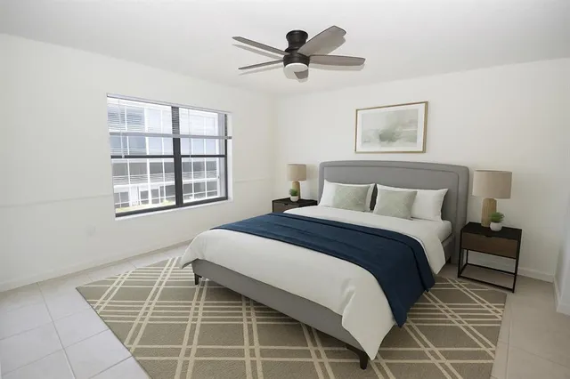 $2,000 | 896 North Federal Highway, Unit 331, Lantana, FL 33462