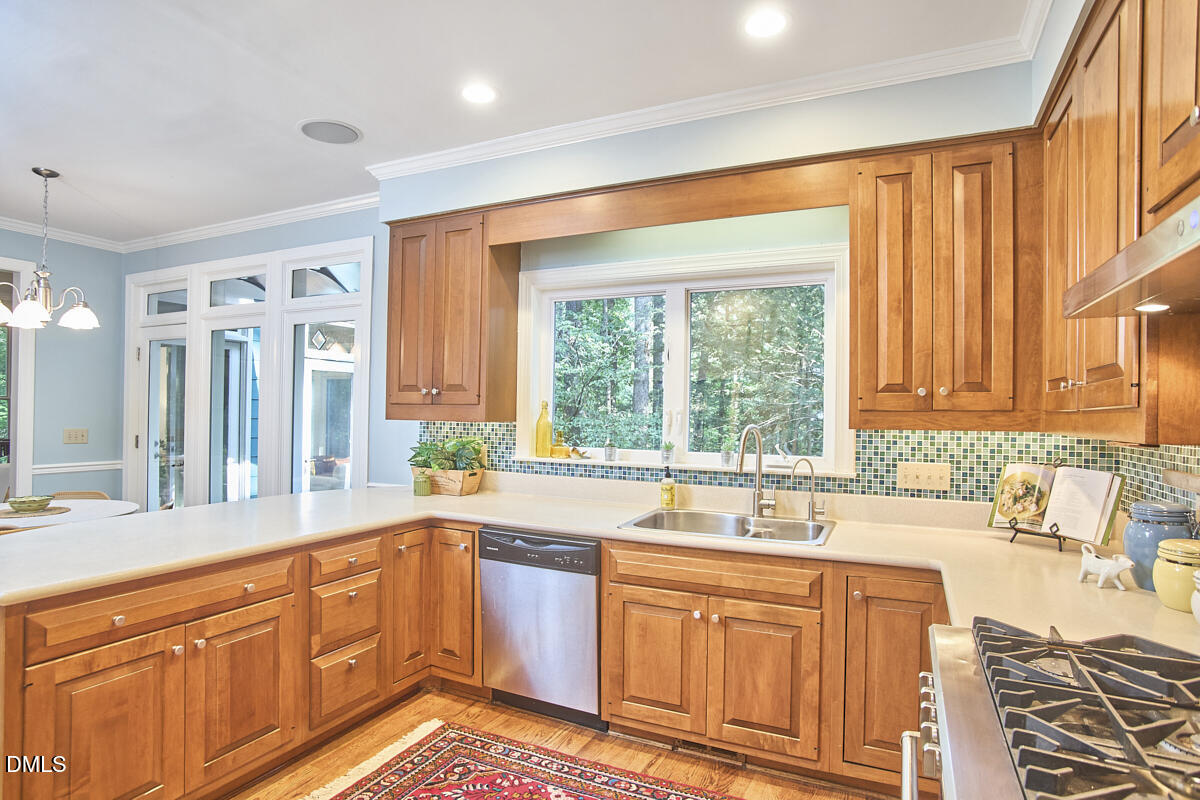 3105 Whitfield Road Chapel Hill, NC 27514 - Photo 29 of 77 Kitchen